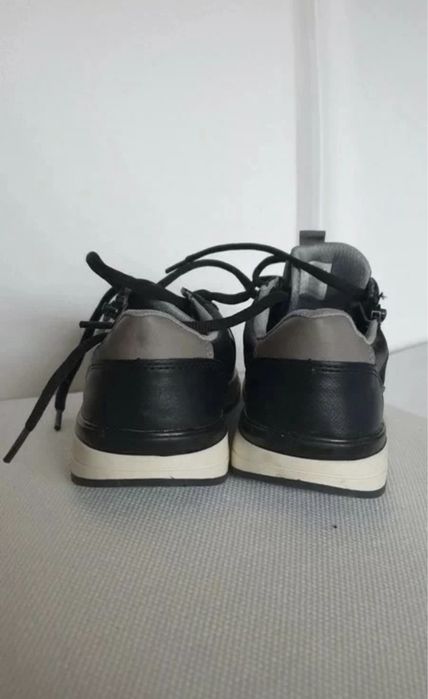 Sneakersy czarne
