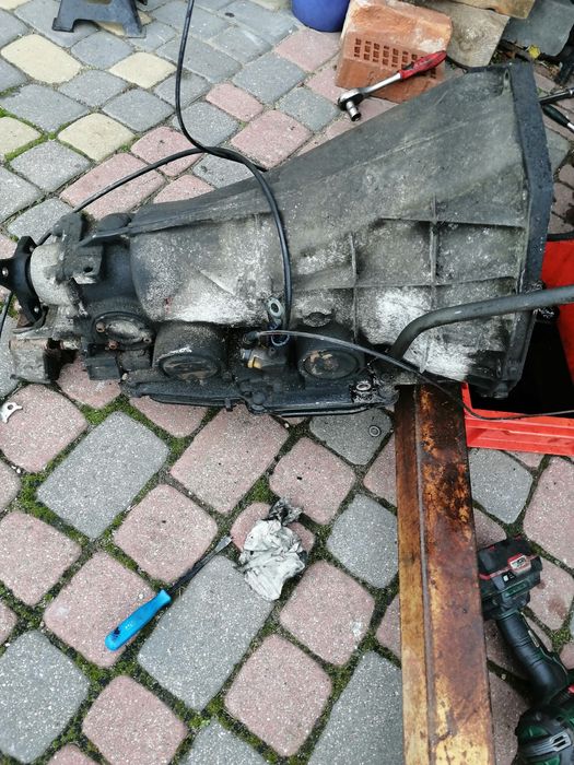 Skrzynia biegów Mercedes W124 2,3 m102  722408