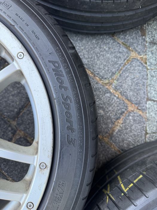 OZ Racing F1 Plus 17” 5x120 8J ET35 – BMW komplet