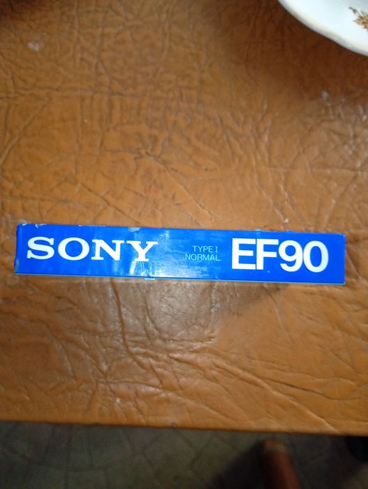 Продам кассету Sony EF-90.