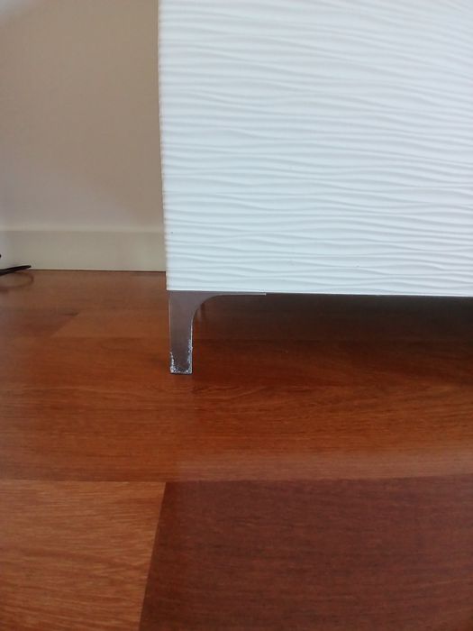 Movel Tv branco, tampo vidro