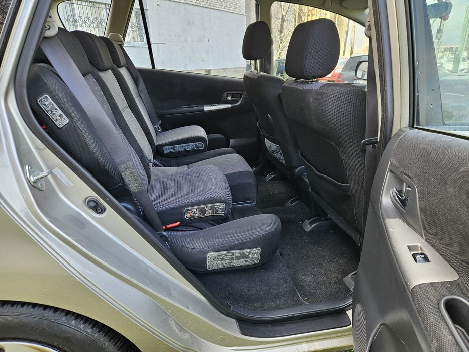 Toyota Corolla Verso 2002 рік 2.0 дизель для військових