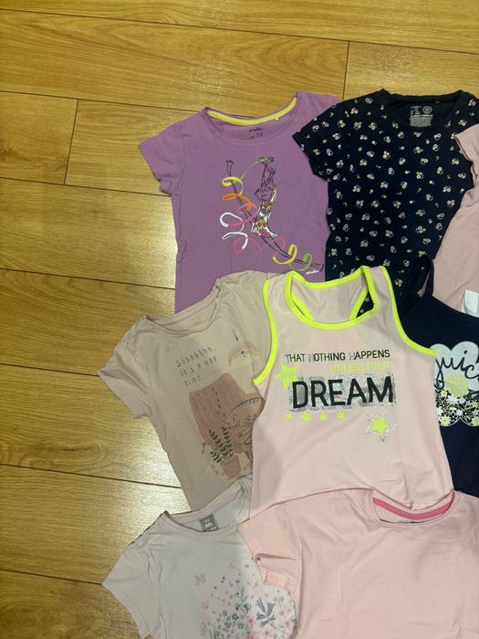 Zestaw 10 koszulek / bluzek z krótkich rękawem / na ramiączkach 122 cm