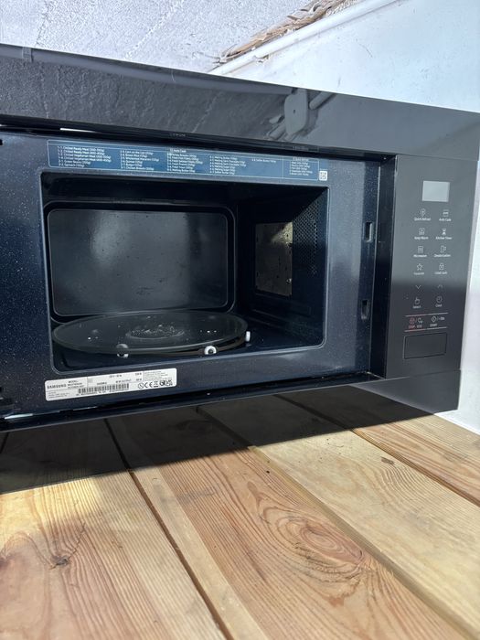 Kuchenka mikrofalowa Samsung