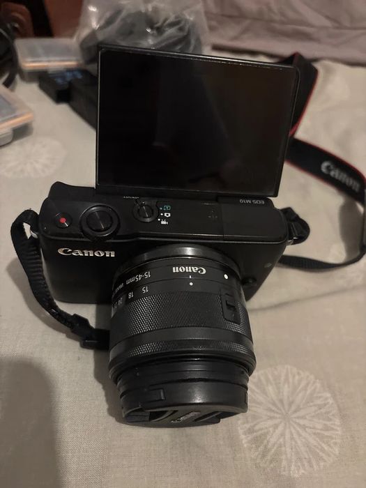 Canon EOS M10 18M + 15-45mm Perfeito Estado