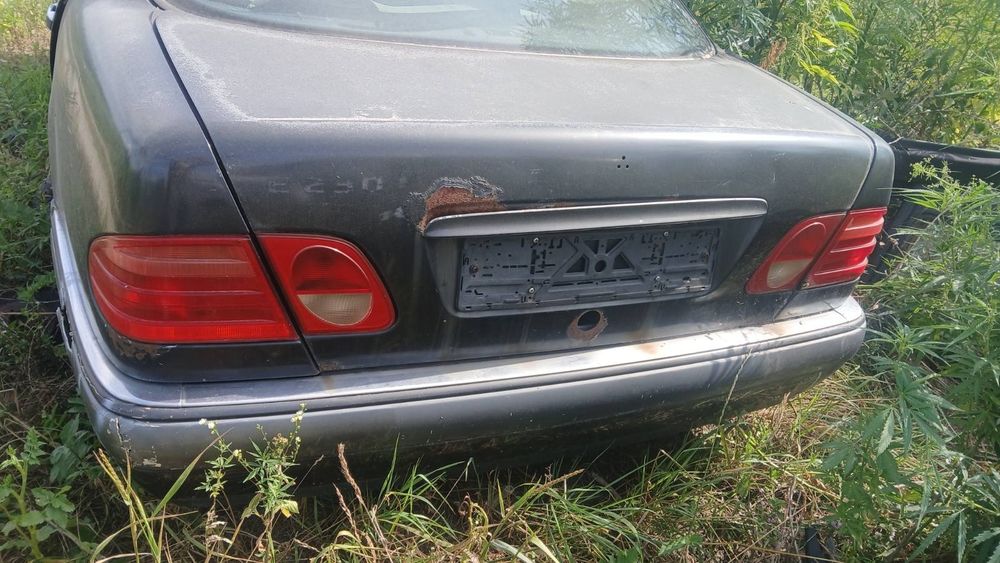 Бампер фара стоп мерседес 210 MERCEDES W210