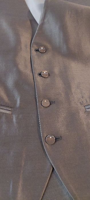 Fato Italiano Calça +  Colete + Casaco +  Gravata + Sapatos em Pele Genuína NOVO usei apenas 8Horas paguei 1200€