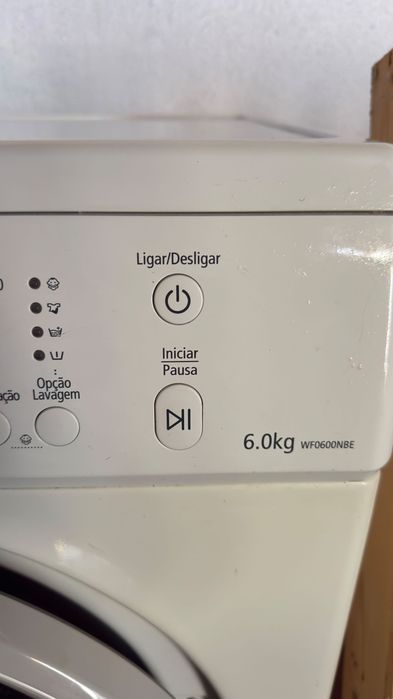 Máquina de lavar roupa Samsung