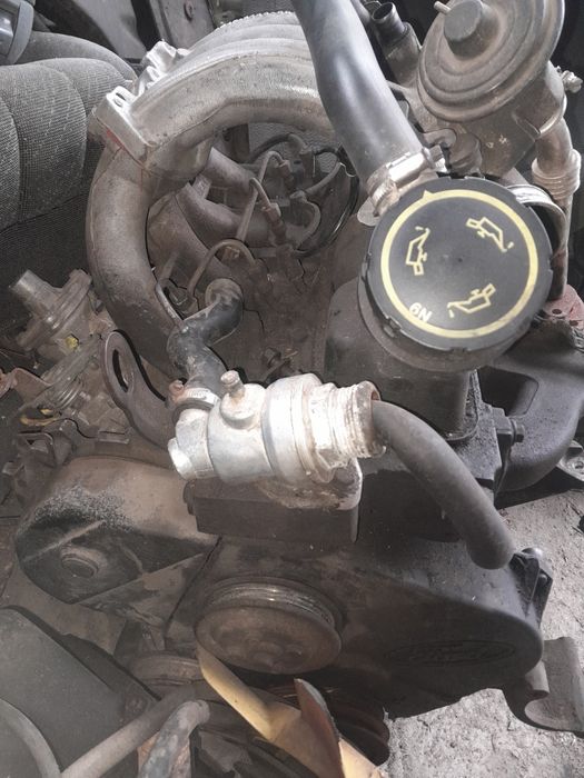 Форд  транзит максі спарка мотор  2.5 дізель