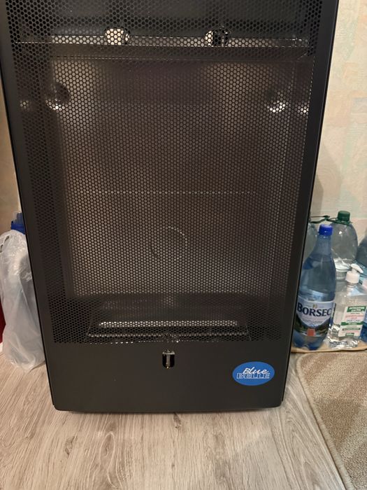 Продам майже новий газовий нагрівач STUFA Blue Belle з балоном на 27л