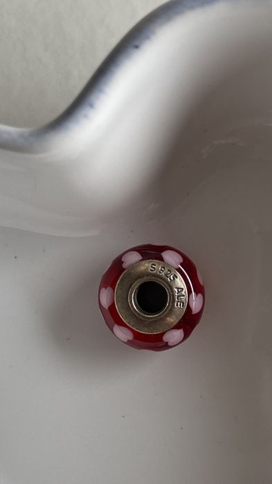 Pulsieras Pandora e contas