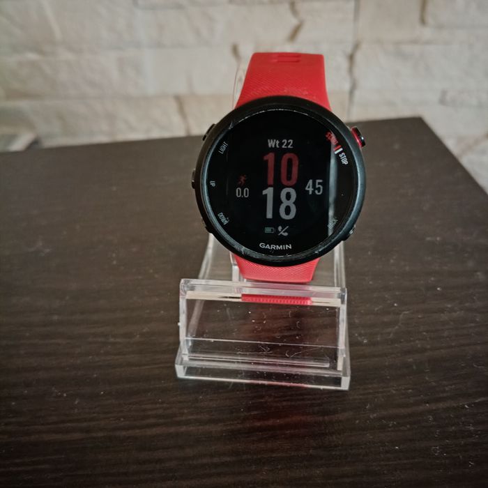 Zegarek marki Garmin  Foreunner-45 Smartwatch