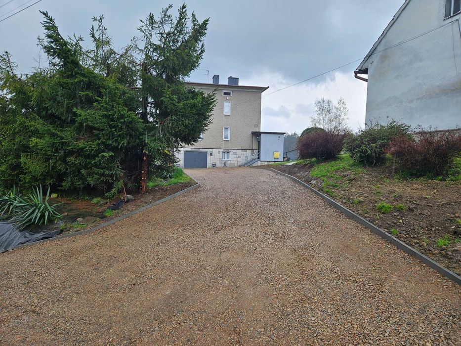 Usługi Minikoparka Koparka Roboty ziemne Wykopy Utwardzanie Równanie