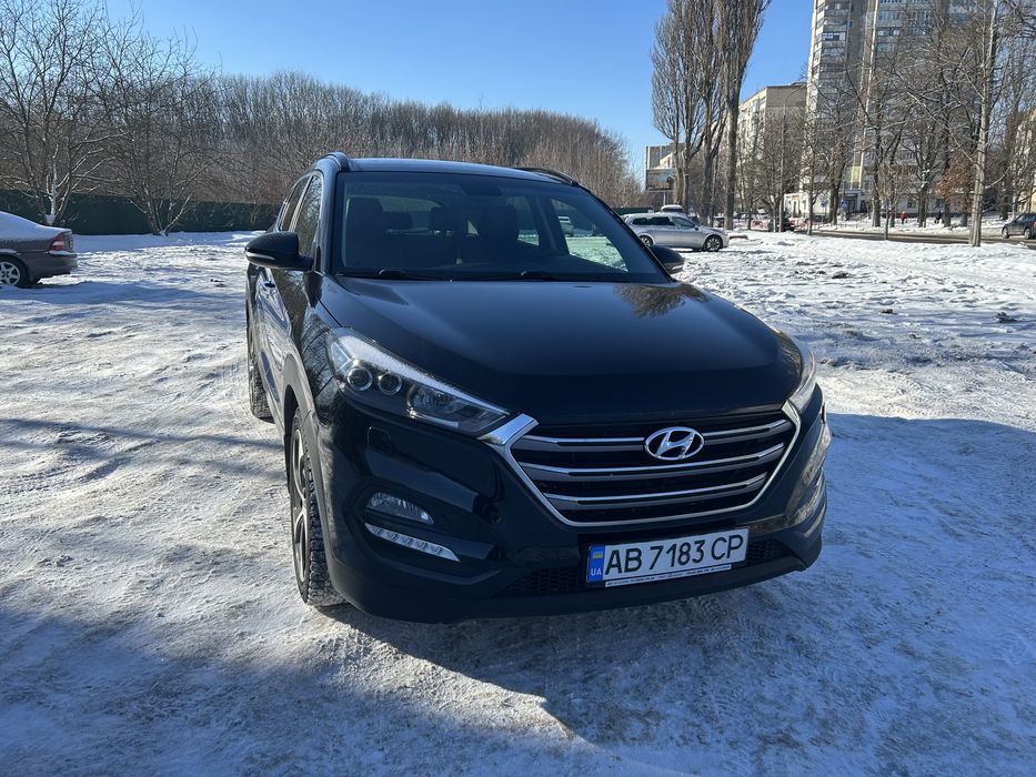 Офіційне авто ,максимальна комплектація