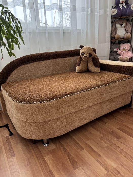 Продам дитячий диванчик