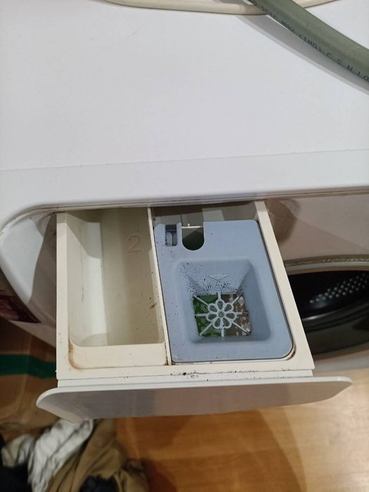 Продам пральну машину Ariston Hotpoint б/у