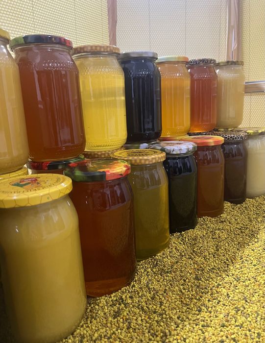 miód, miód naturalny pszczeli sloik miód gatunki matki pszczele