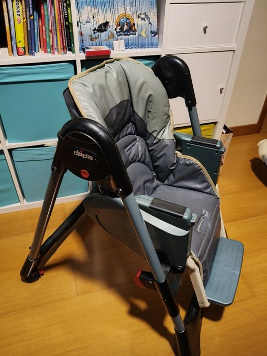 Cadeira de refeição da chico