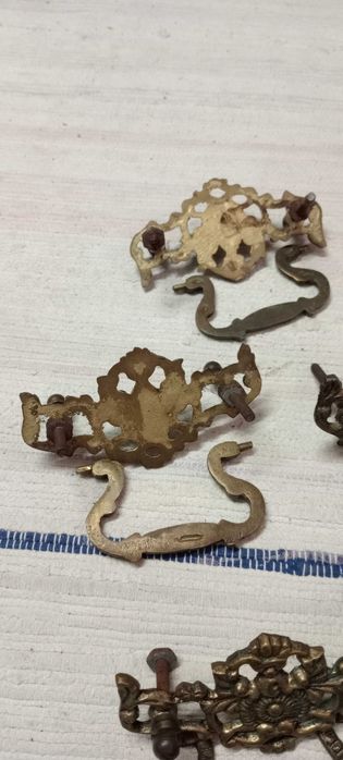 Vintage Drawer Pulls510736187796367361