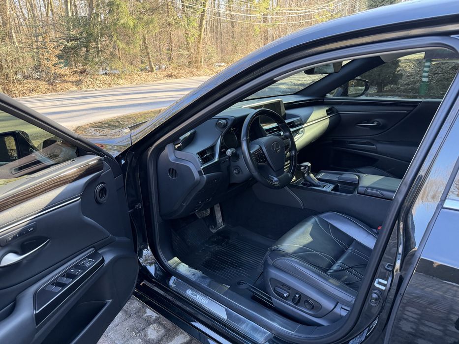 Lexus es 350, офіційна, сервісна історія, багато додаткових вкладень