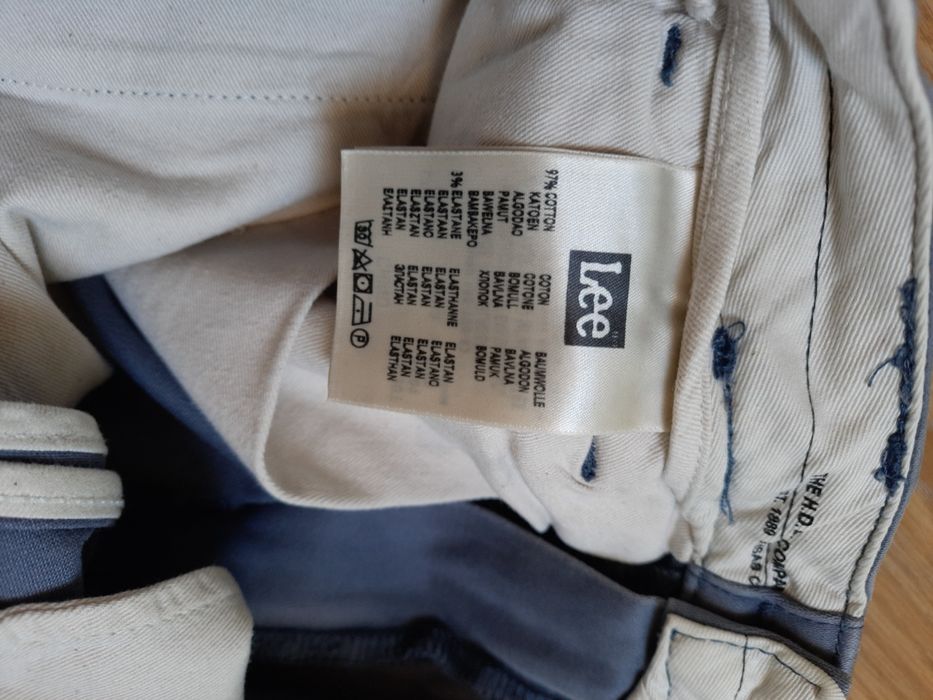 Spodnie męskie chinosy Lee 33/34