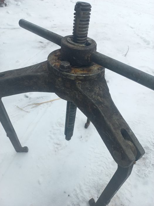 Знімач потужний.