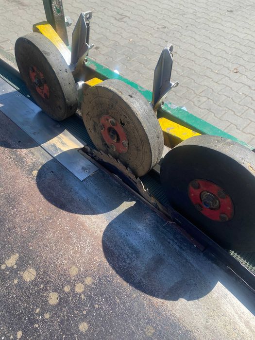 Piła do cięcia wzdłużnego drobnych elementów