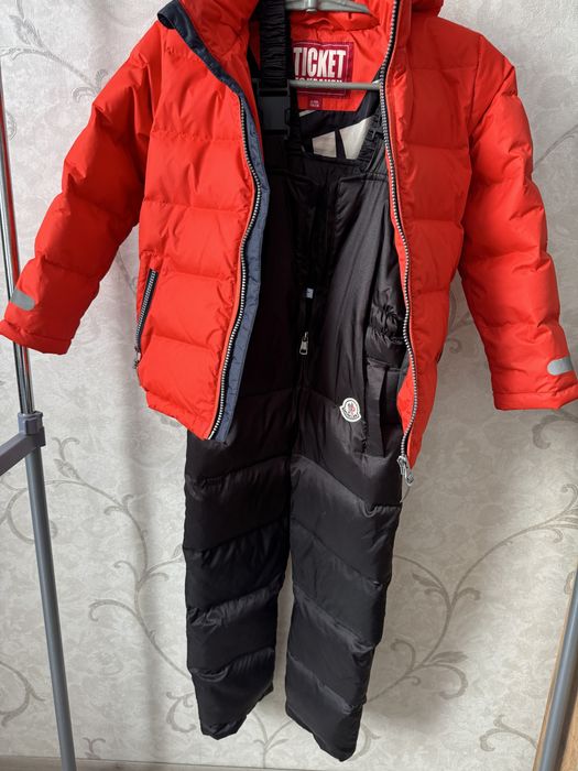 Пуховий полукомбінезон moncler і пухова куртка 116р
