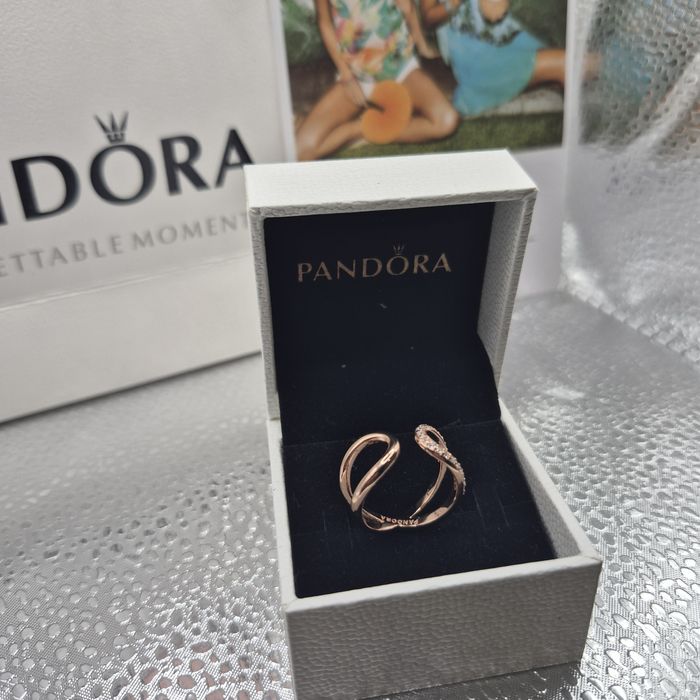 Anel Pandora Rose Infinity