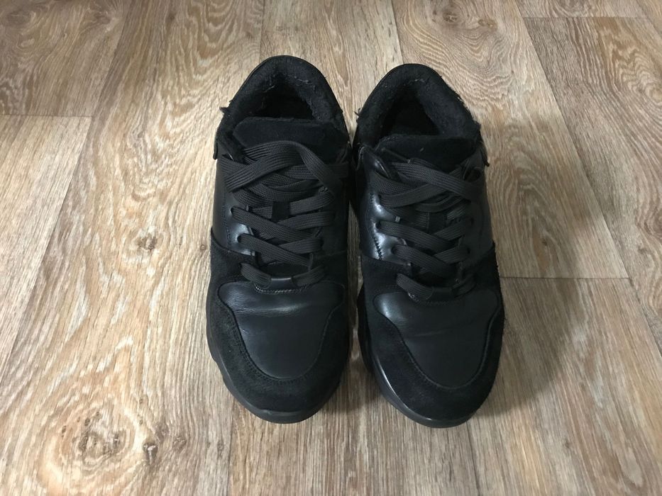 Кросівки жіночі зимові