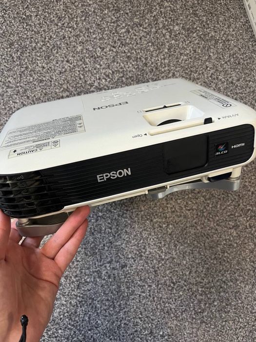 Проектор Epson EB-X04