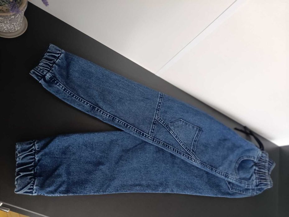 Джинси  130-134 розмір