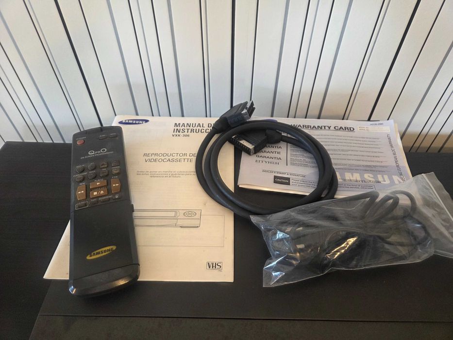 Vídeogravador VHS - Samsung QPRO VXK-306