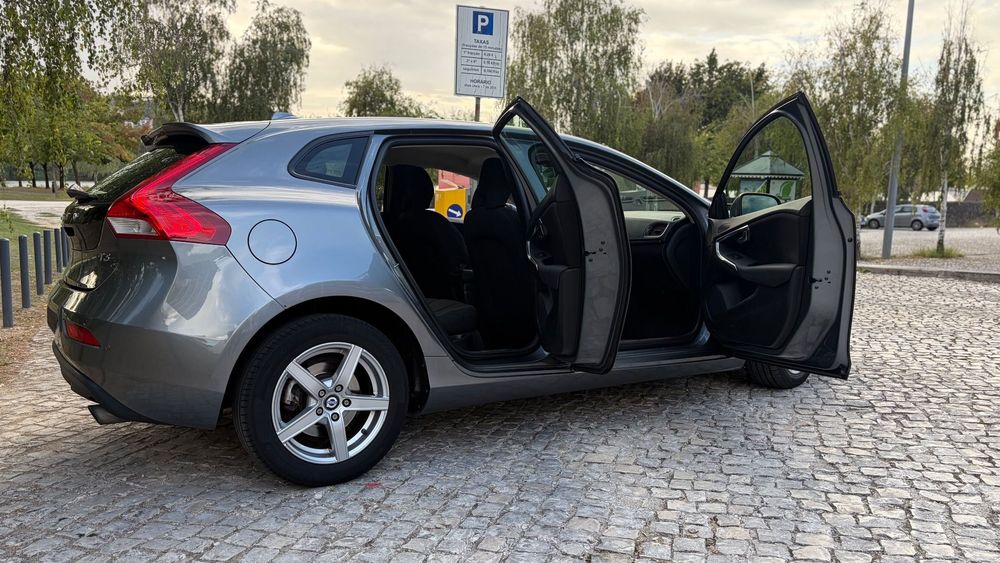 Volvo V40 1.5 T3 Sport Edition Geartronic foto 5