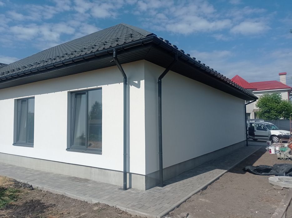 Нанесення декоративної штукатурки баранець