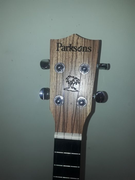 укулеле Parksons uk-24z