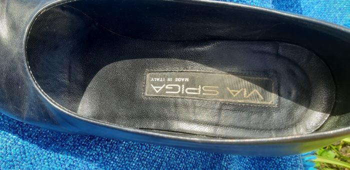 Via Spiga czółenka buty pantofle granatowe r.36 skóra
