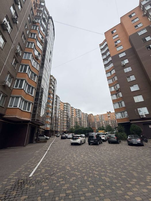 Продаж однокімнатної квартири в новобудові в жк « Набережний квартал»