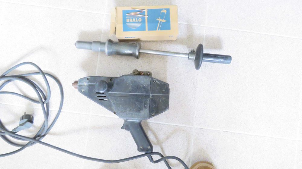 vendo máquina de puxar chapa com pregos otimo para bate chapa