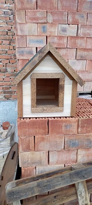 Будка для собак малої породи 60*80