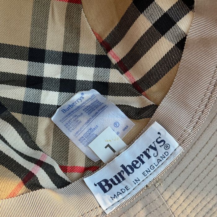 Bucket hat Burberry’s Archive Beige Vintage kapelusz beżowy krata