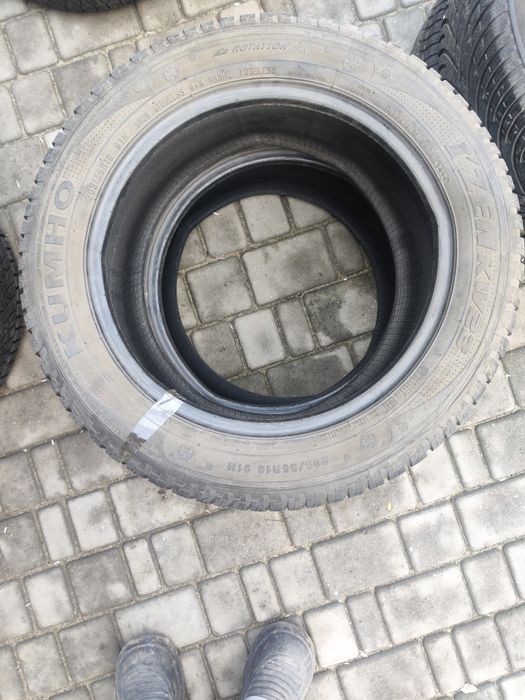 Зимние шины 205/55/16
