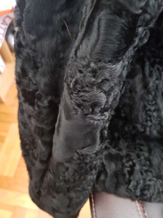 Casado ASTRACAN Preto Medio de Senhora