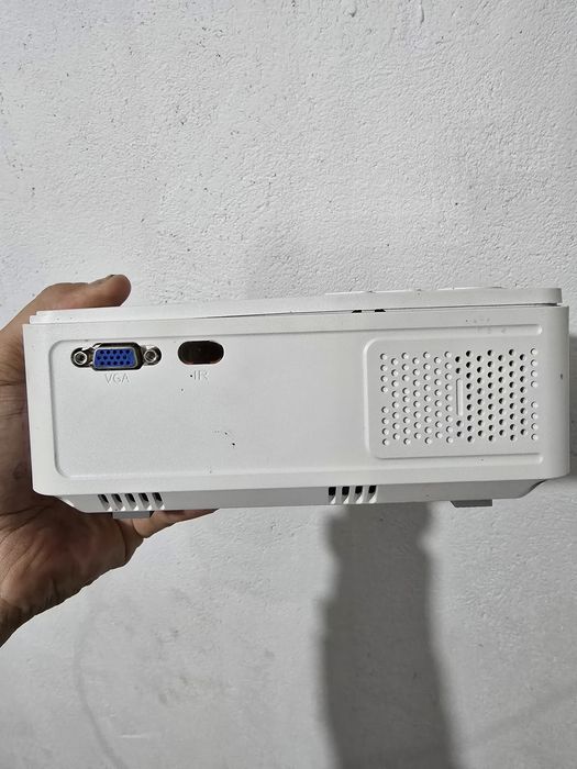 Artlii RD-813 Enjoy2 Projector with WiFi and Bluetooth- Mini Projector