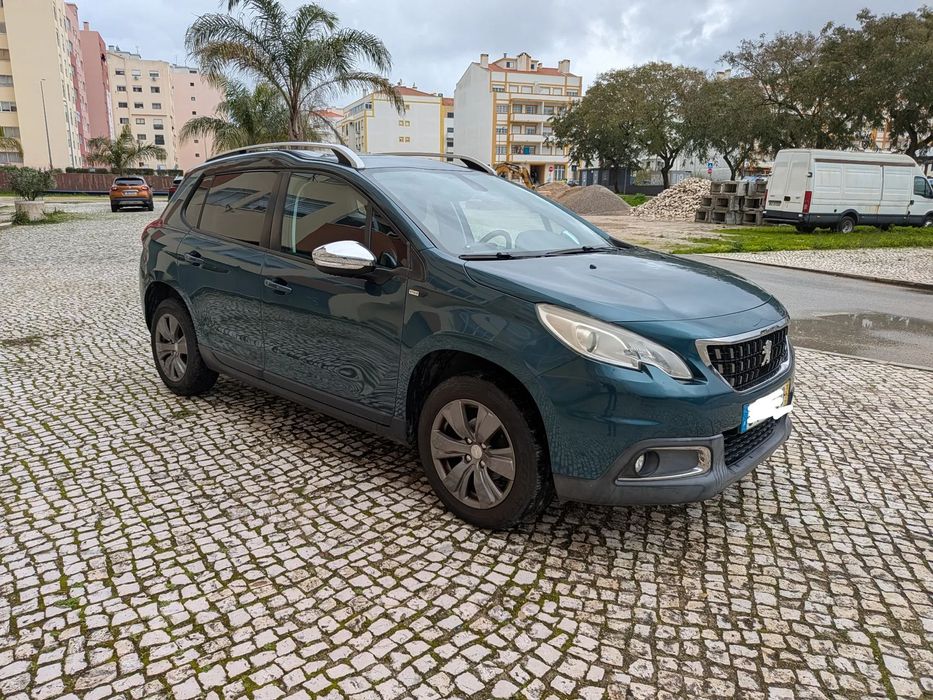 Peugeot 2008 1.2 PureTech Style