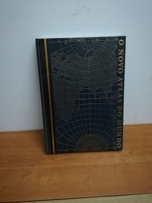 Vendo livro novo atlas