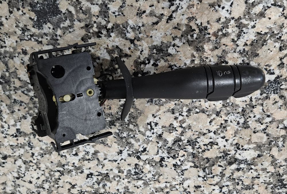 Manete de luzes e limpa vidros Renault Laguna II