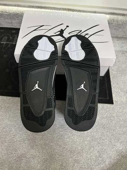 Jordan 4 retro White Thunder R.38