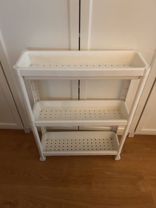 Vesken Ikea regał wąski na kółkach