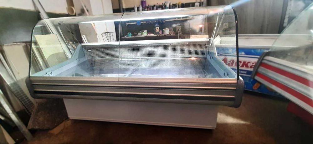 Холодильная витрина вітрина холодильное оборудование ТехноХолод Cold